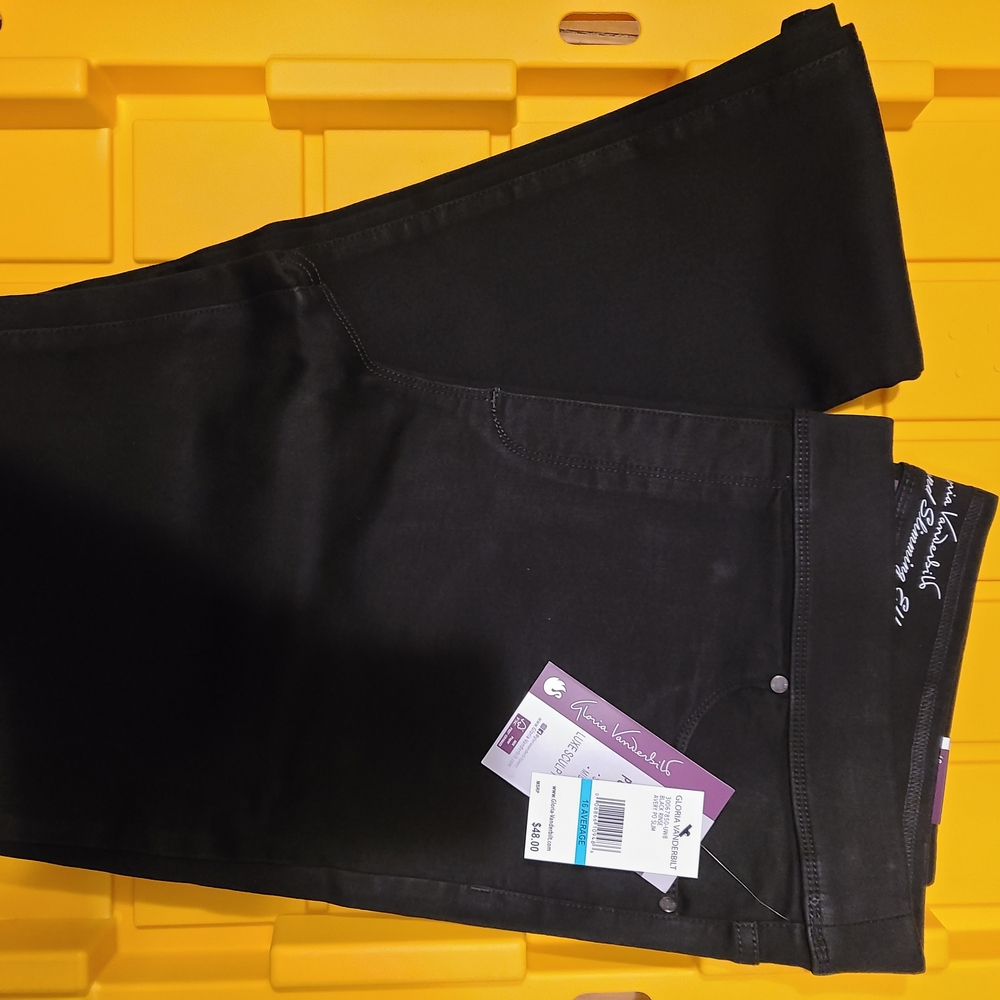 NWT Gloria Vanderbilt All Around Slimming Effect Black Jeans Women’s 16